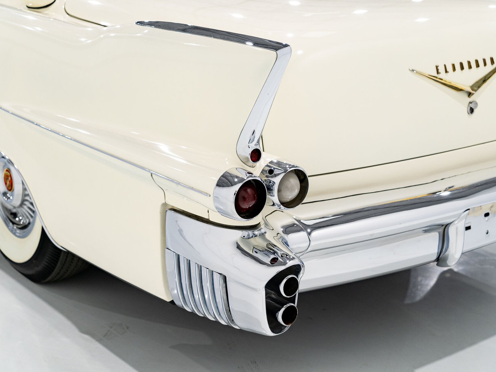 Cadillac Eldorado Seville With Factory A/C | PRIX EN USD 1956 Blanc Montréal - photo #41
