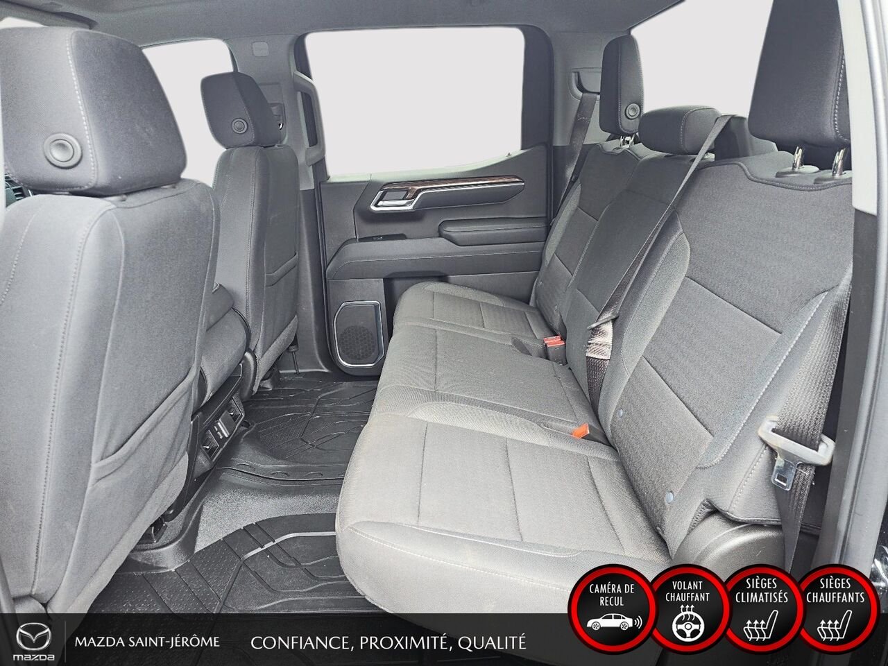 2026 Chevrolet Silverado 1500 RST | CABINE MULTIPLACE | COUVRE-CAISSE RIGIDE | MARCHEPIEDS Black Saint-Jérôme - photo #20
