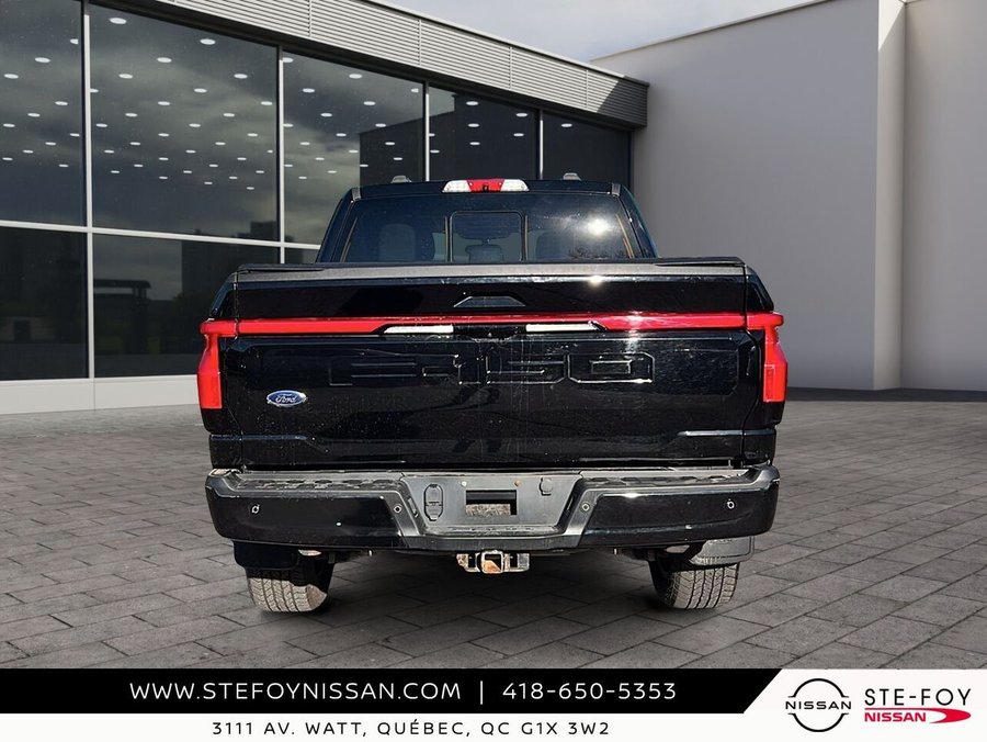 Ford F-150 Lightning LARIAT STANDARD RANGE LARIAT cabine SuperCrew 4RM caisse de 5,5 pi 2023 Noir