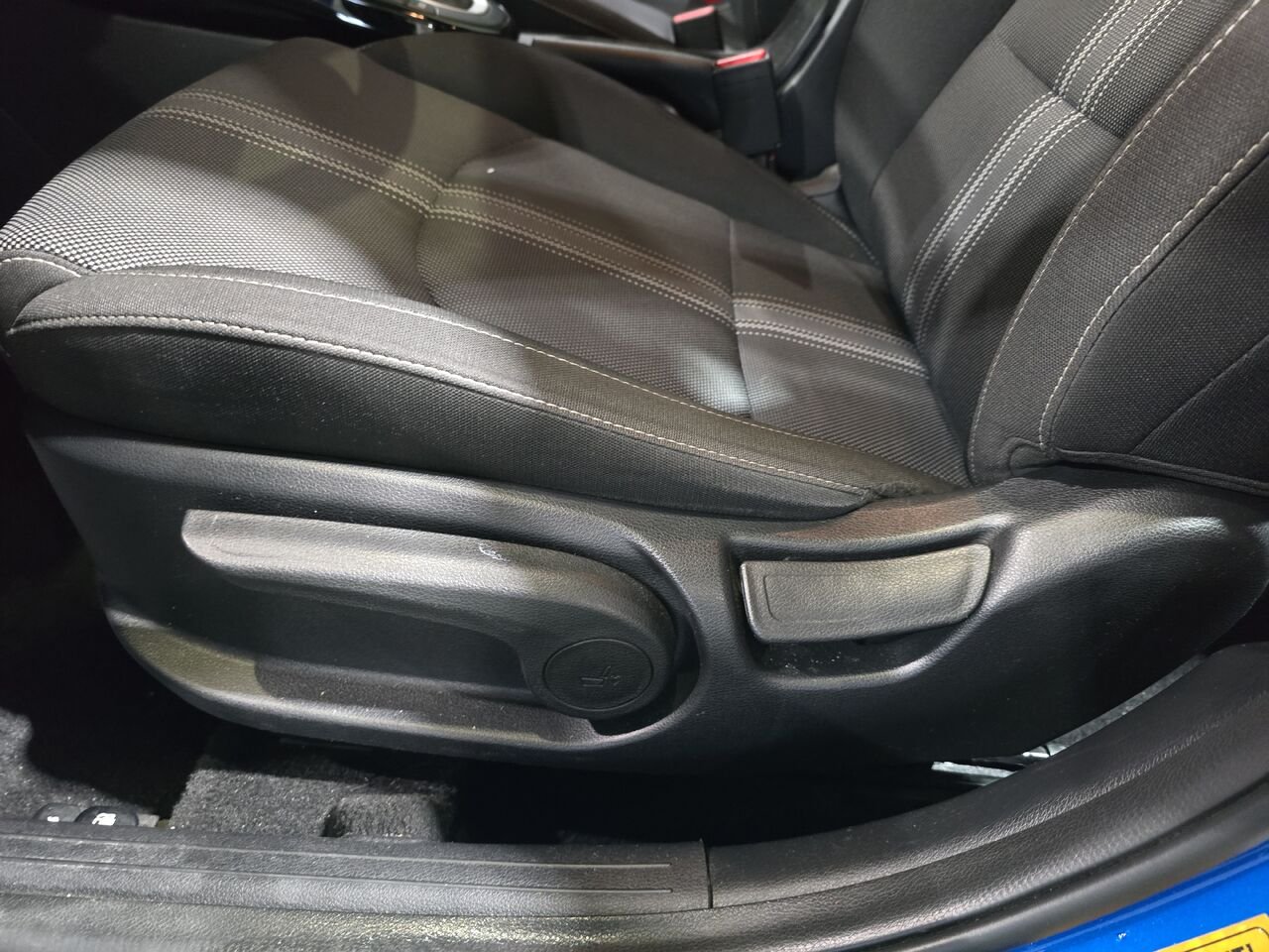 2023 Kia Forte Blue  - photo #12