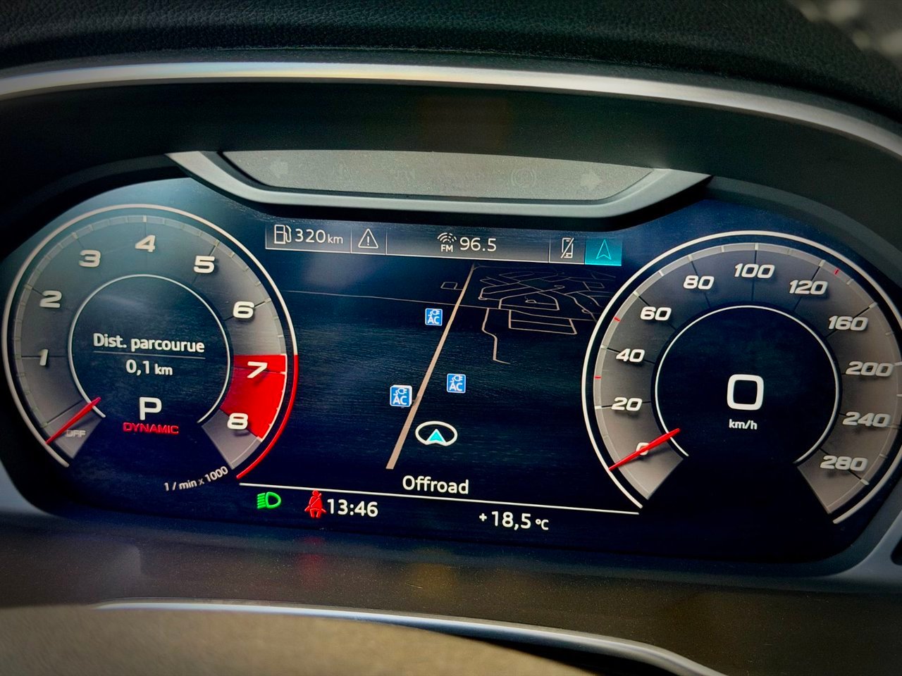 Audi Q3 2019 Rouge Notre-Dame-des-Prairies - photo #26