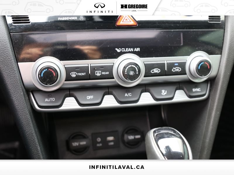 Hyundai Elantra IT2511 | Luxury CUIR TOIT MAGS 2020 Laval - photo #17