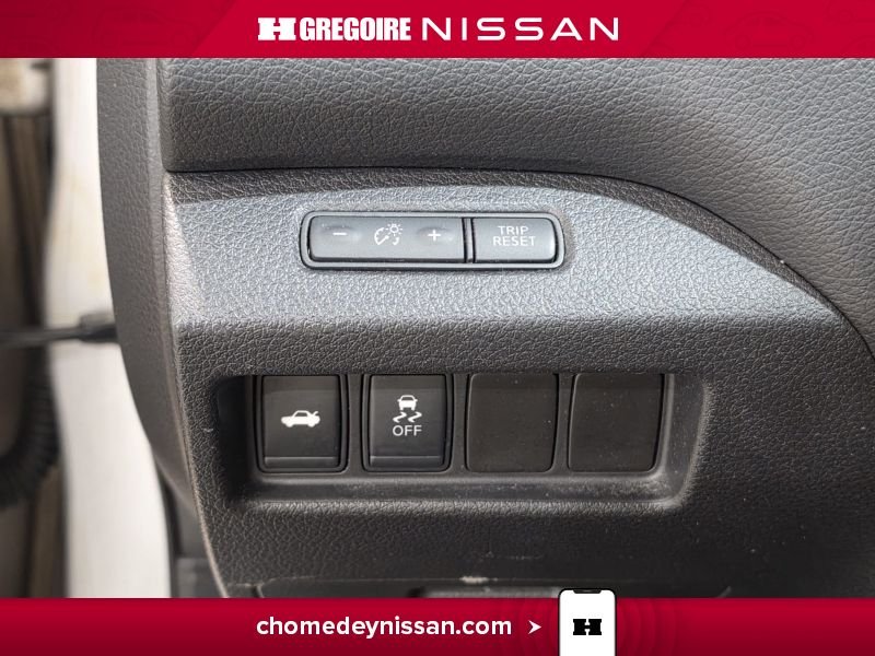 Nissan Altima 2016 Argent Laval - photo #14