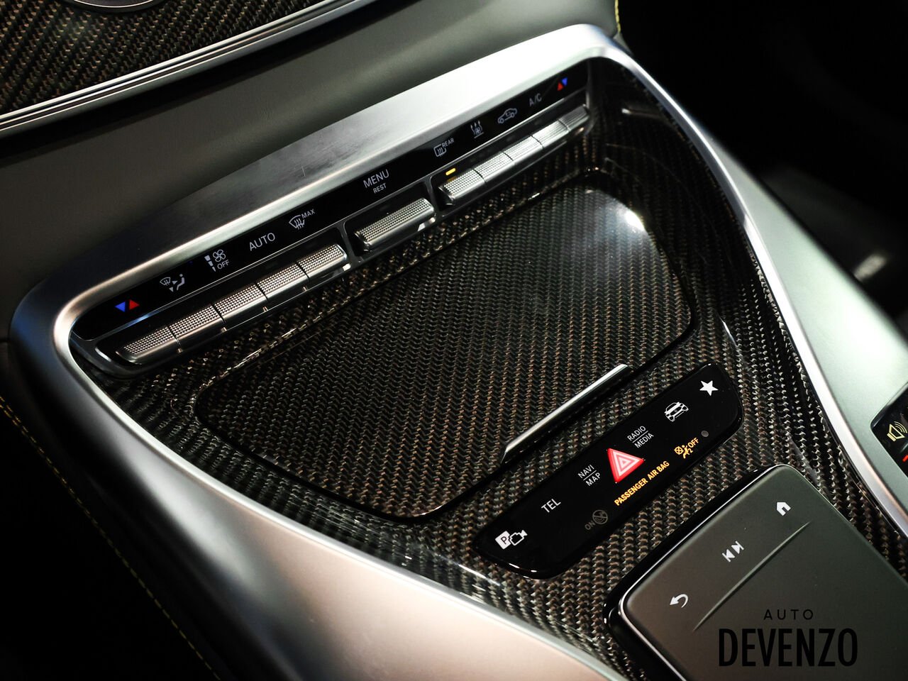 2024 Mercedes-Benz GT AMG Blue Saint-Eustache - photo #21