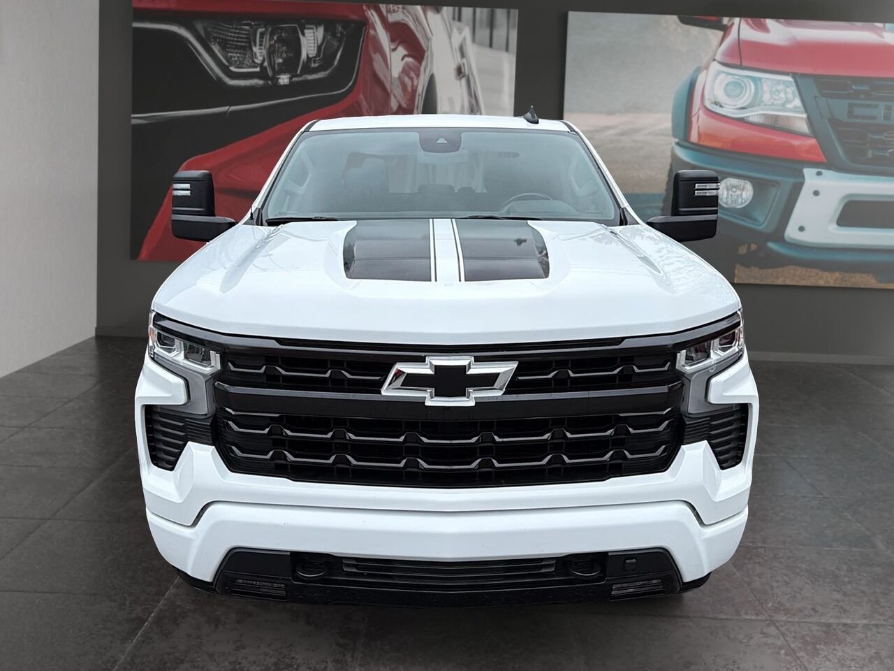 CHEVROLET SILVERADO 1500 1500 RST 2023 Blanc Saint-Hyacinthe - photo #1