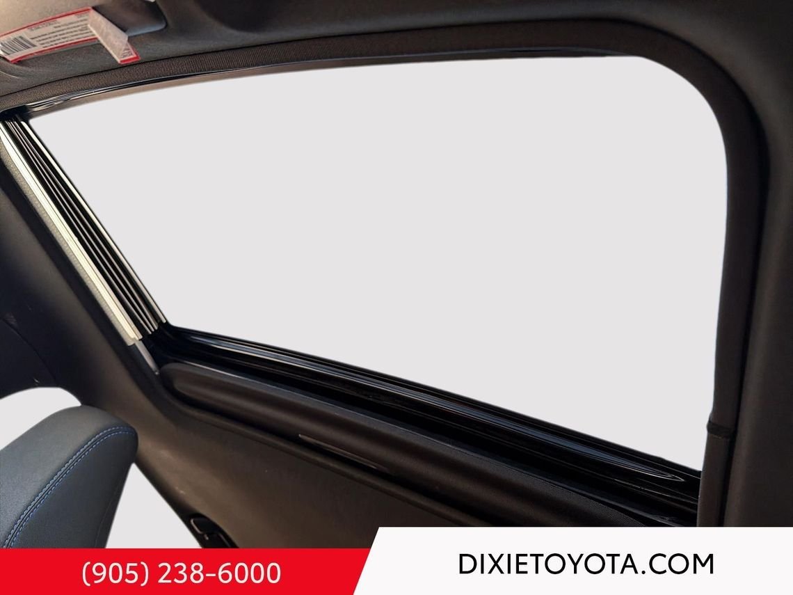 2023 Toyota RAV4 Power Sunroof, Heated Seats, Alloy Wheels, Heated Steering Wheel, Bluetooth Midnight Black Metallic Mississauga - photo #4