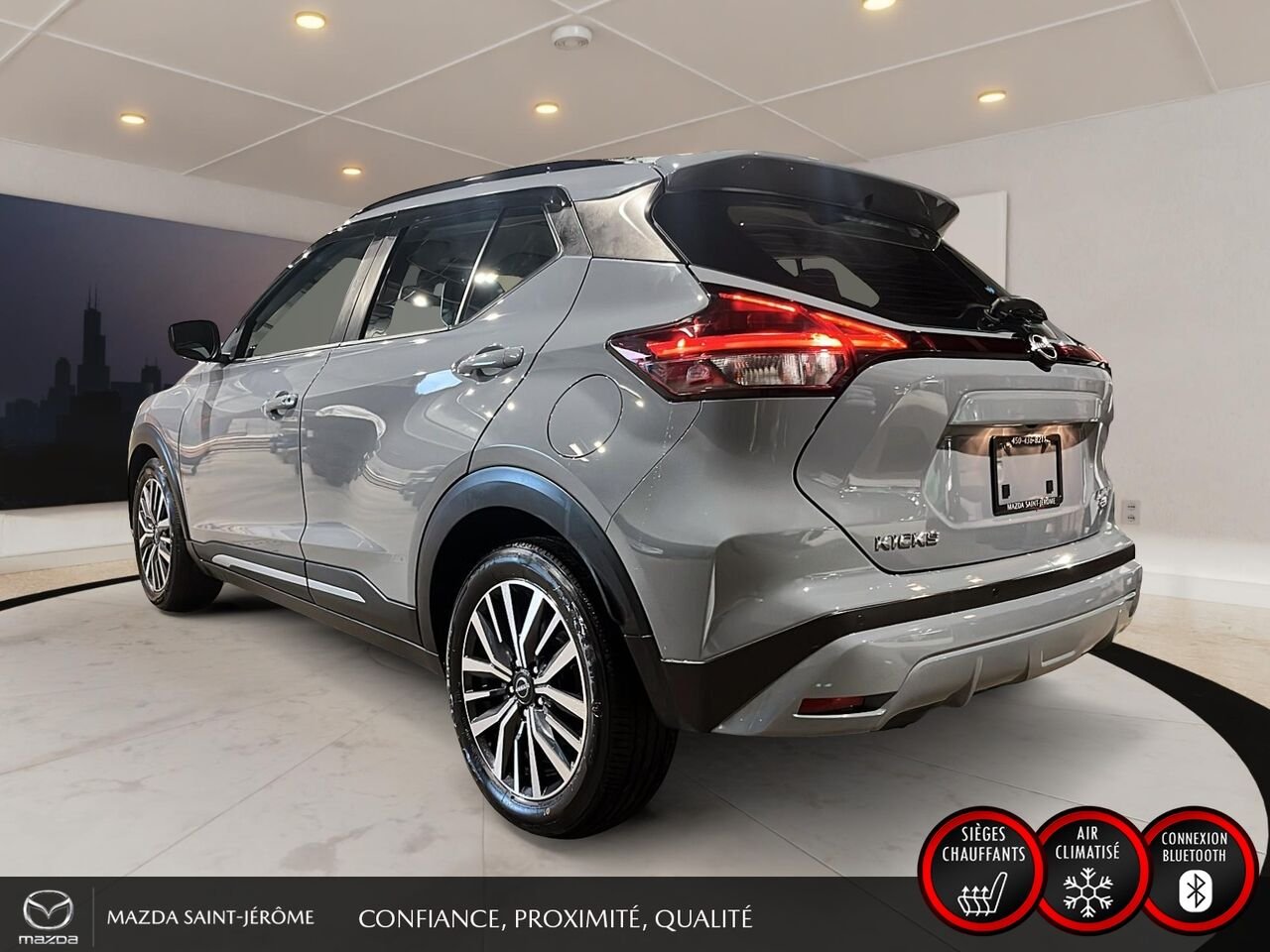 2023 Nissan Kicks Grey Ste-Agathe des Monts - photo #9