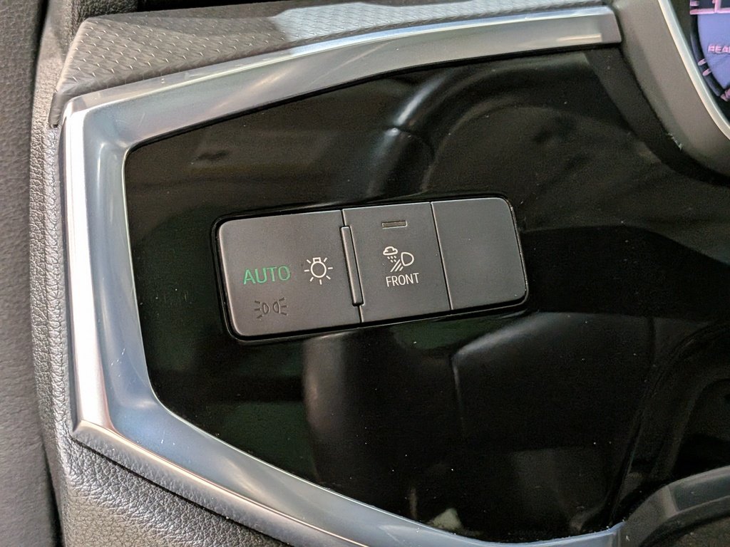2021 Audi Q3 Progressiv 45 TFSI quattro Black Val-David - photo #30