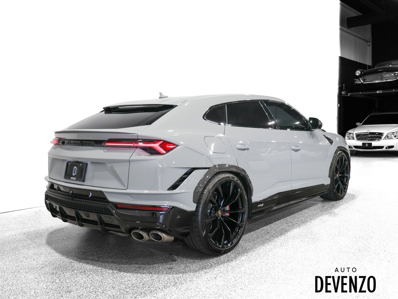 Lamborghini Urus 2024 Gris Saint-Eustache - photo #3