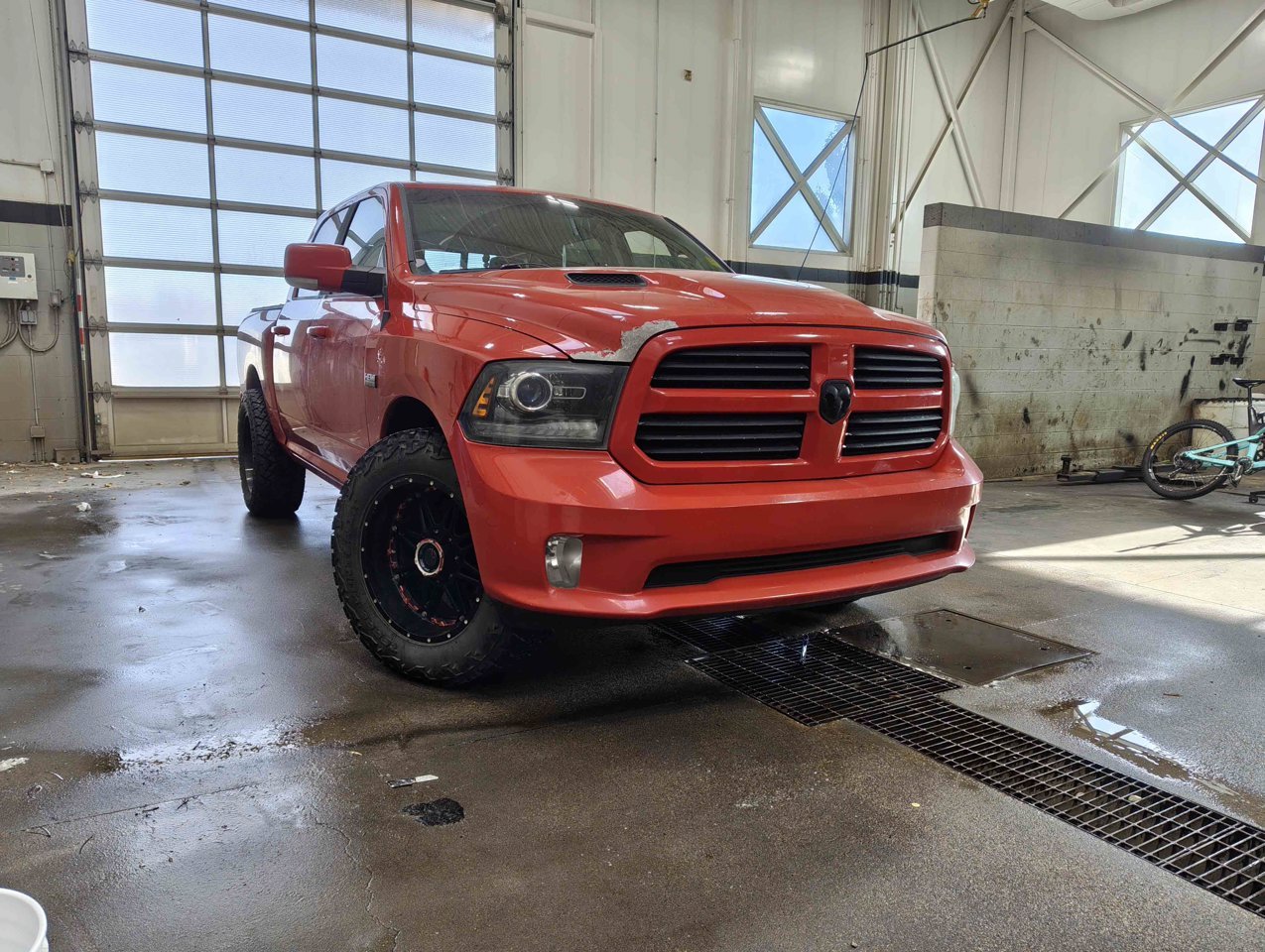 2014 Ram 1500 4WD Crew Cab 140.5 Sport Red Sherwood Park - photo #1