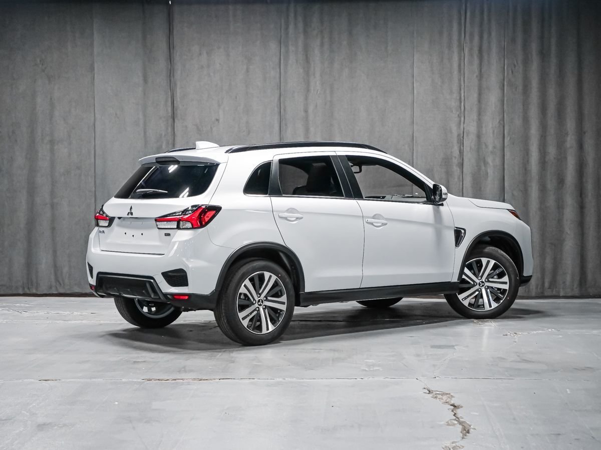 Mitsubishi RVR GT 2026 Blanc diamant Montréal - photo #4