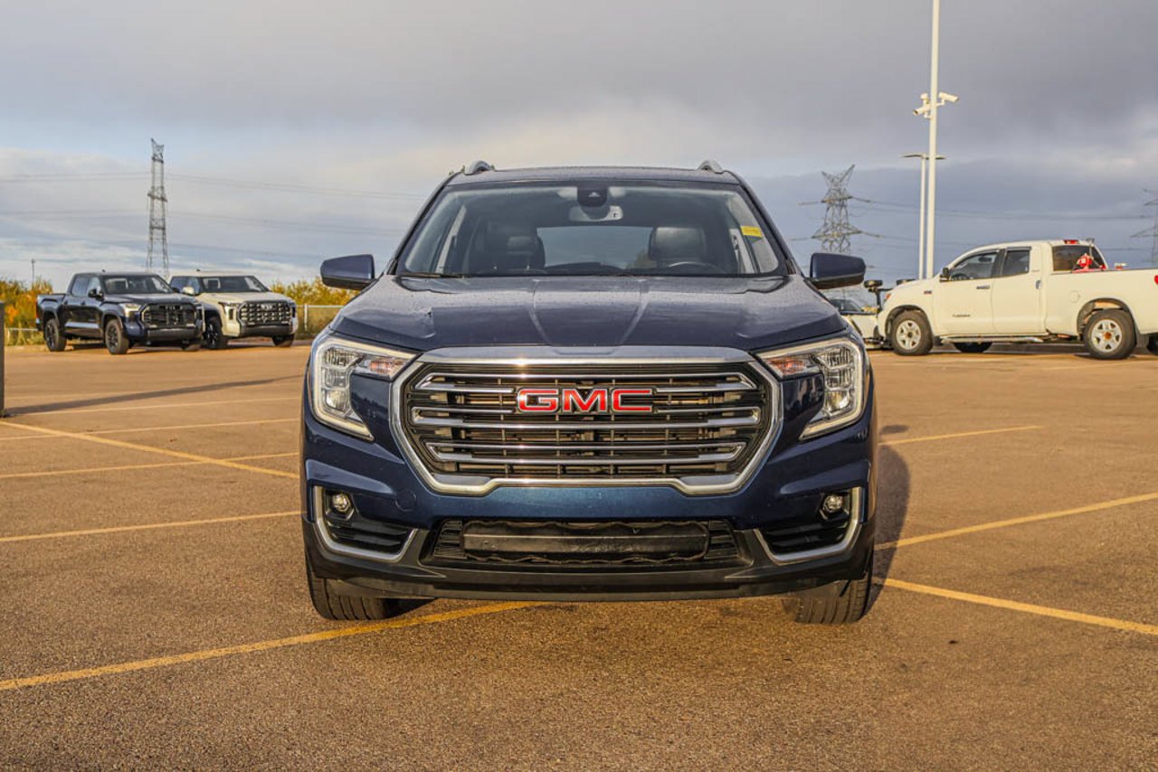 2022 GMC Terrain AWD 4dr SLT Blue Sherwood Park - photo #2