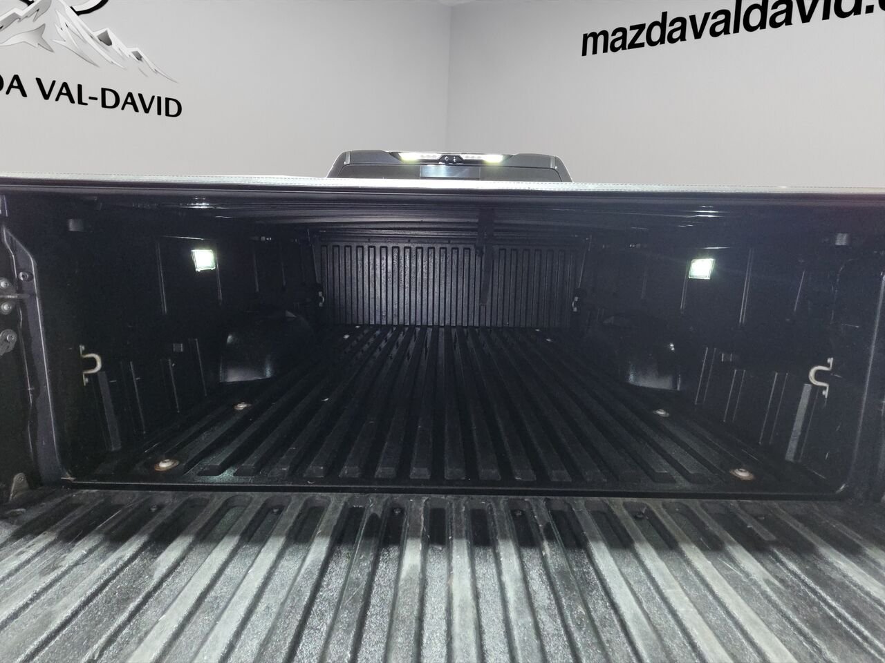 Toyota Tundra Limited Double Cab 4x4, Navigation, sièges ventilés, sièges en cuir 2022 Noir Val-David - photo #21