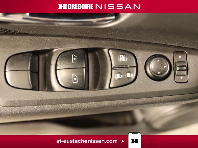 Nissan Kicks 2021 Blanc Laval - photo #35
