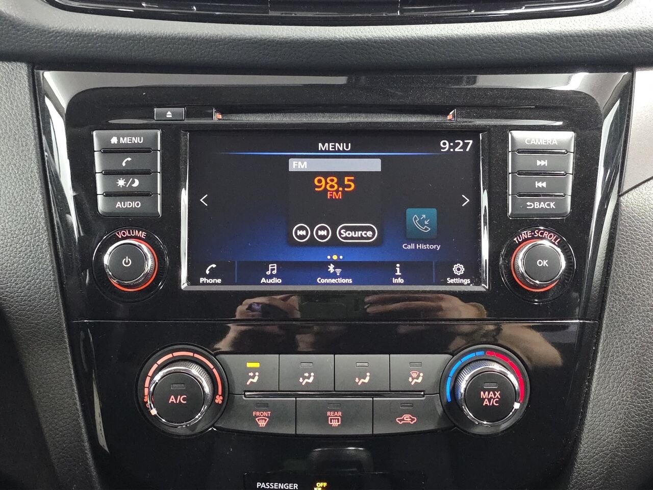 Nissan Qashqai S TA CVT, Cruise control, commande audio au volant, détecteur d'angles morts 2023 Noir Val-David - photo #11