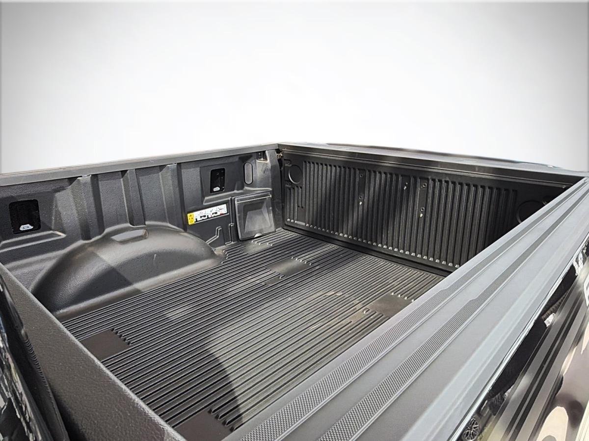 2026 Ford F-150 Black Saint-Jérôme - photo #17