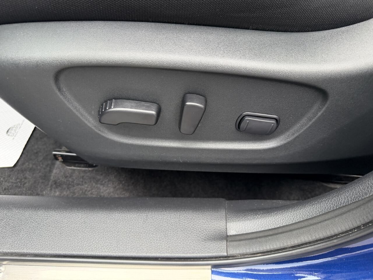 2019 Nissan Rogue Blue Nantes - photo #16