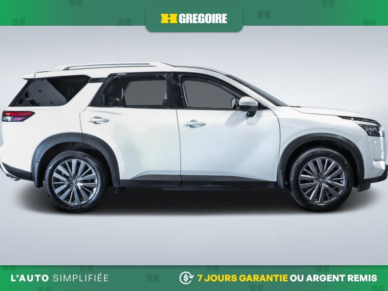 Nissan Pathfinder 2024 Blanc Laval - photo #10