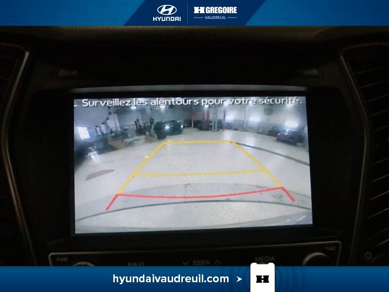 2017 Hyundai Santa Fe Grey Laval - photo #26