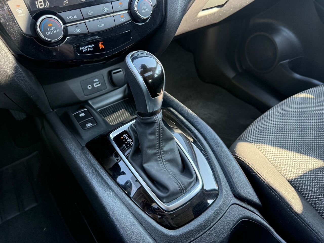Nissan Qashqai SV AWD 2023 Blanc Châteauguay - photo #19