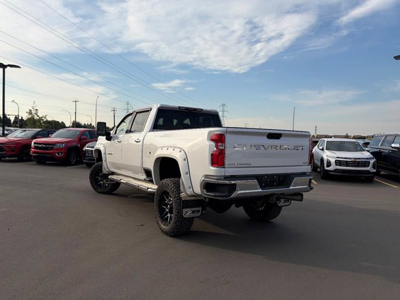 2020 Chevrolet Silverado 2500HD 4WD Crew Cab 159 LTZ White Sherwood Park - photo #3