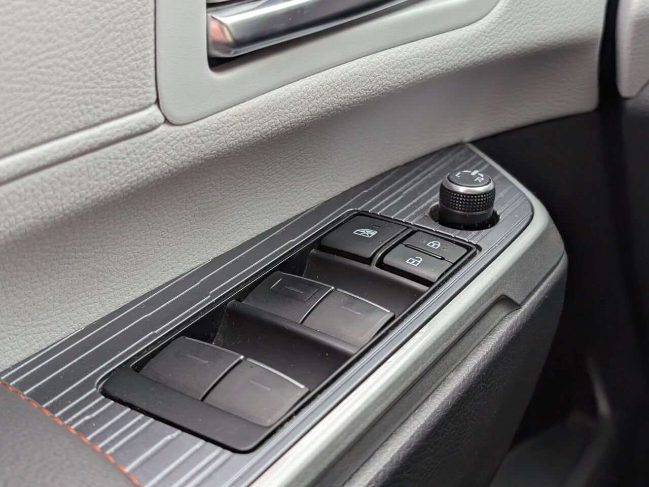 2021 Toyota Sienna 5TDGRKEC8MS070058 Silver Sherbrooke - photo #13