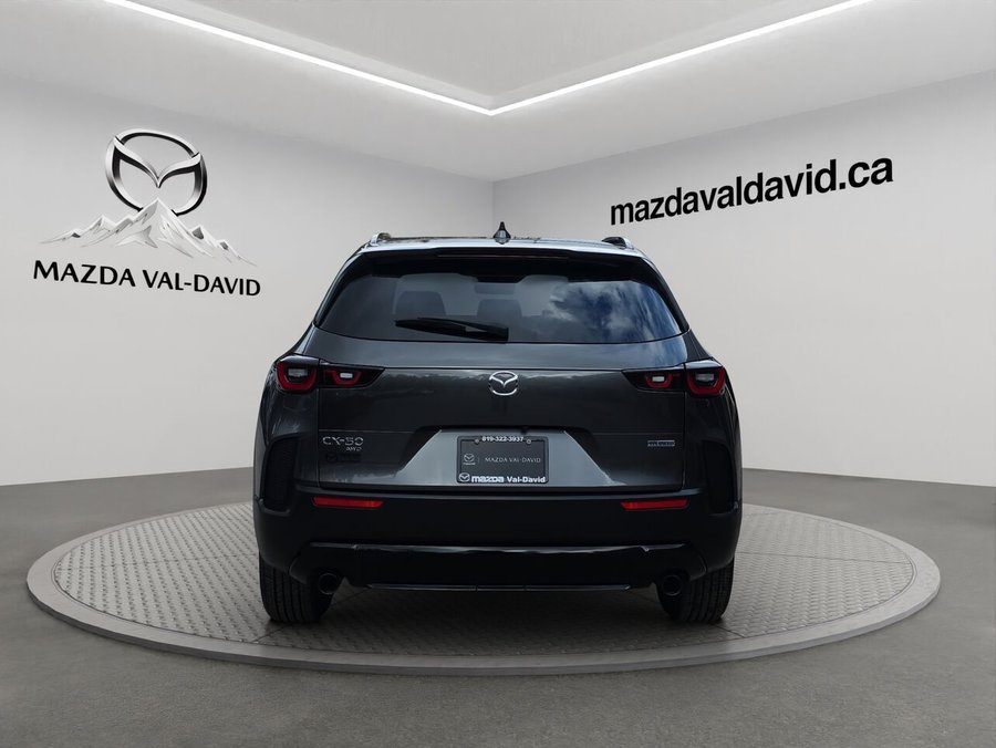 2025 Mazda CX-50 hybride GS-L e-AWD, toit panoramique, sièges avant chauffants, volant chauffant, Apple CarPlay/Android Grey