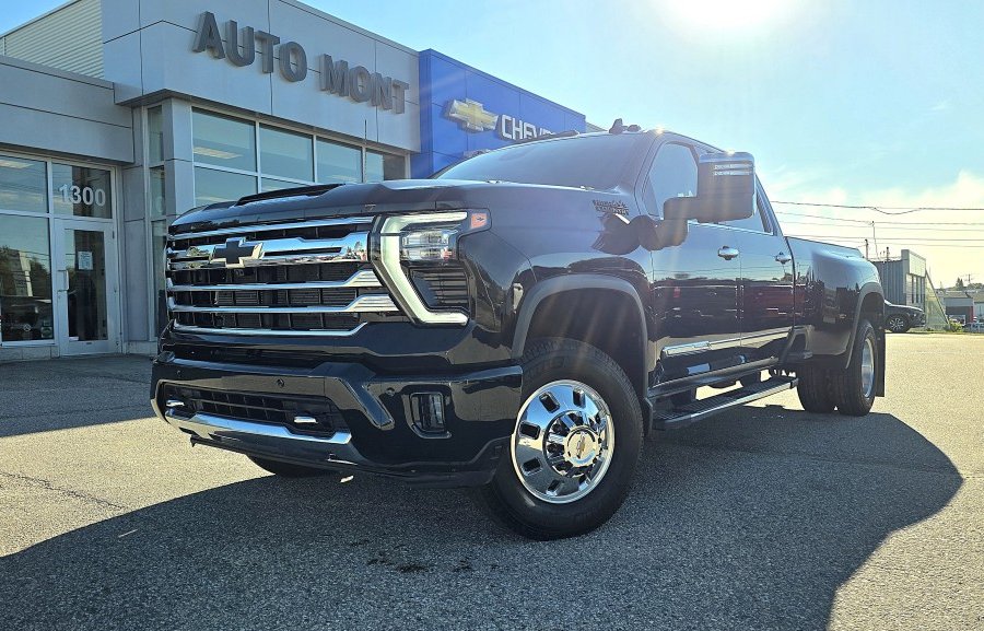CHEVROLET Silverado 3500HD K3500 SILVERADO CREW CAB HIGH COUNTRY L/BOX DURAMAX DRW (3LZ) 2026 Noir