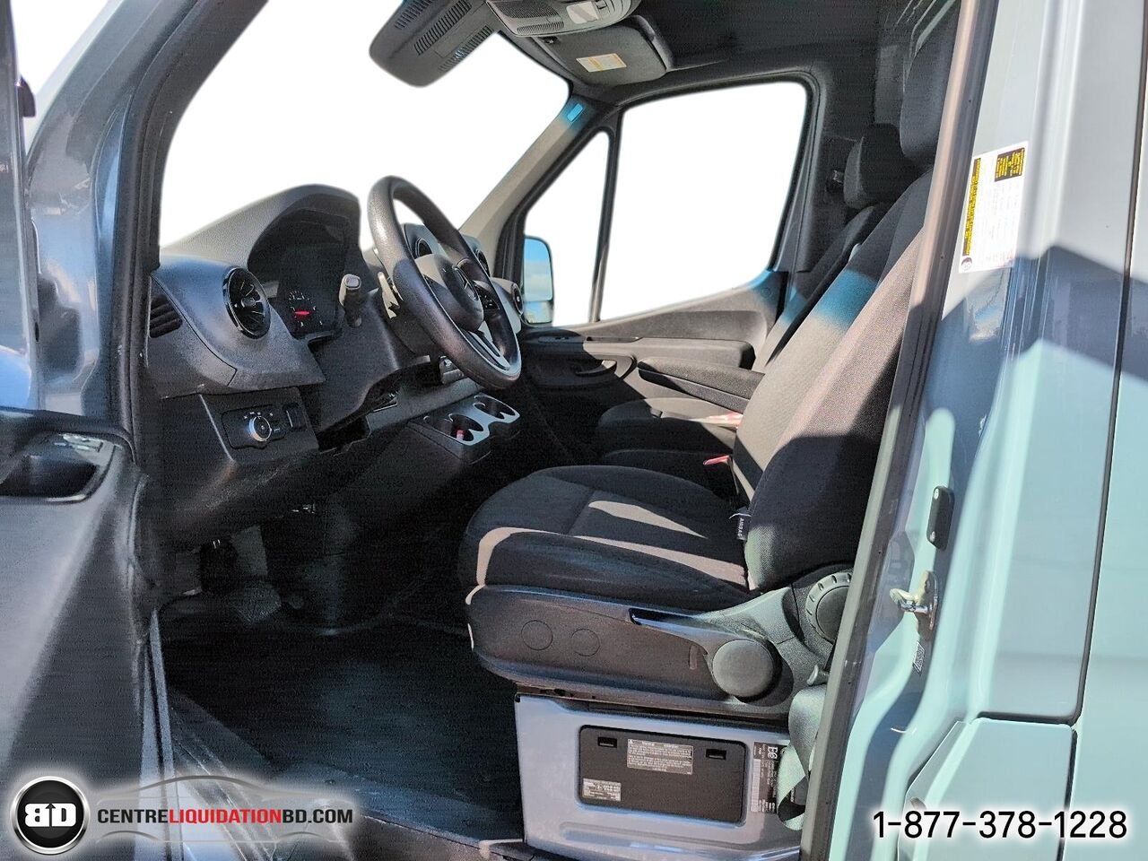 2022 Mercedes-Benz Sprinter fourgonnette utilitaire 2500 V6 144PO | BD0440 Grey Granby - photo #13