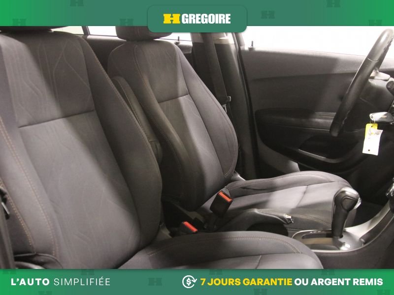 2019 Chevrolet Trax Red Blainville - photo #26