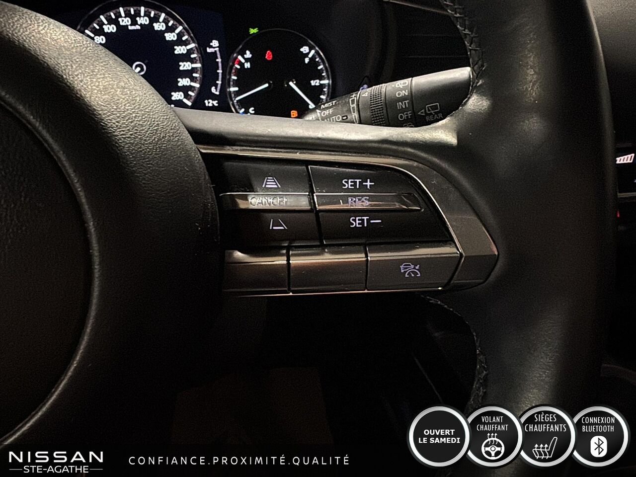 Mazda CX-30 GS TI | SEULEMENT 48 320 KM | VOLANT CHAUFFANT EN CUIR | RÉGULATEUR RADAR | CAMÉRA DE RECUL 2021 Gris Saint-Jérôme - photo #16