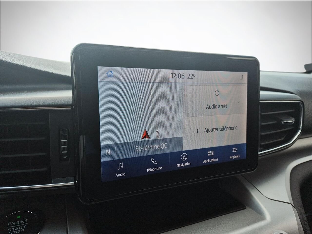 2020 Ford Explorer Black Saint-Jérôme - photo #17