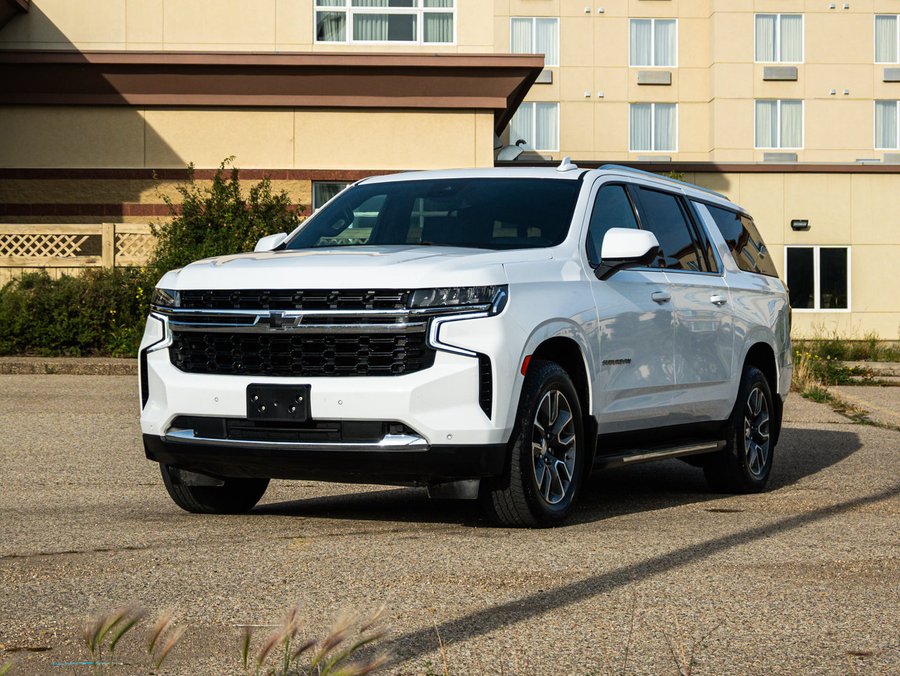 2023 Chevrolet Suburban LS 5.3L | 8 Passenger White