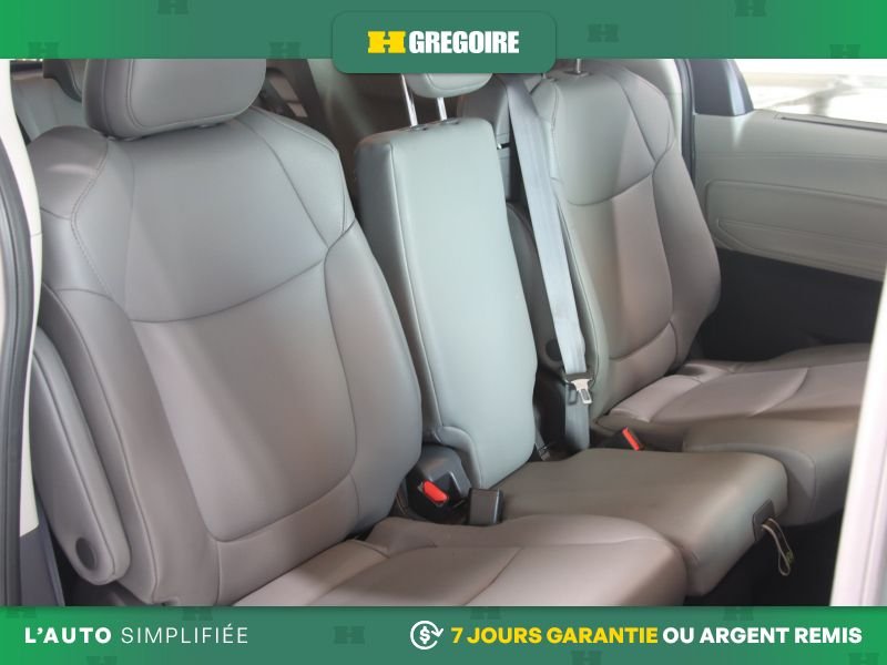 2021 Toyota Sienna Grey Laval - photo #28