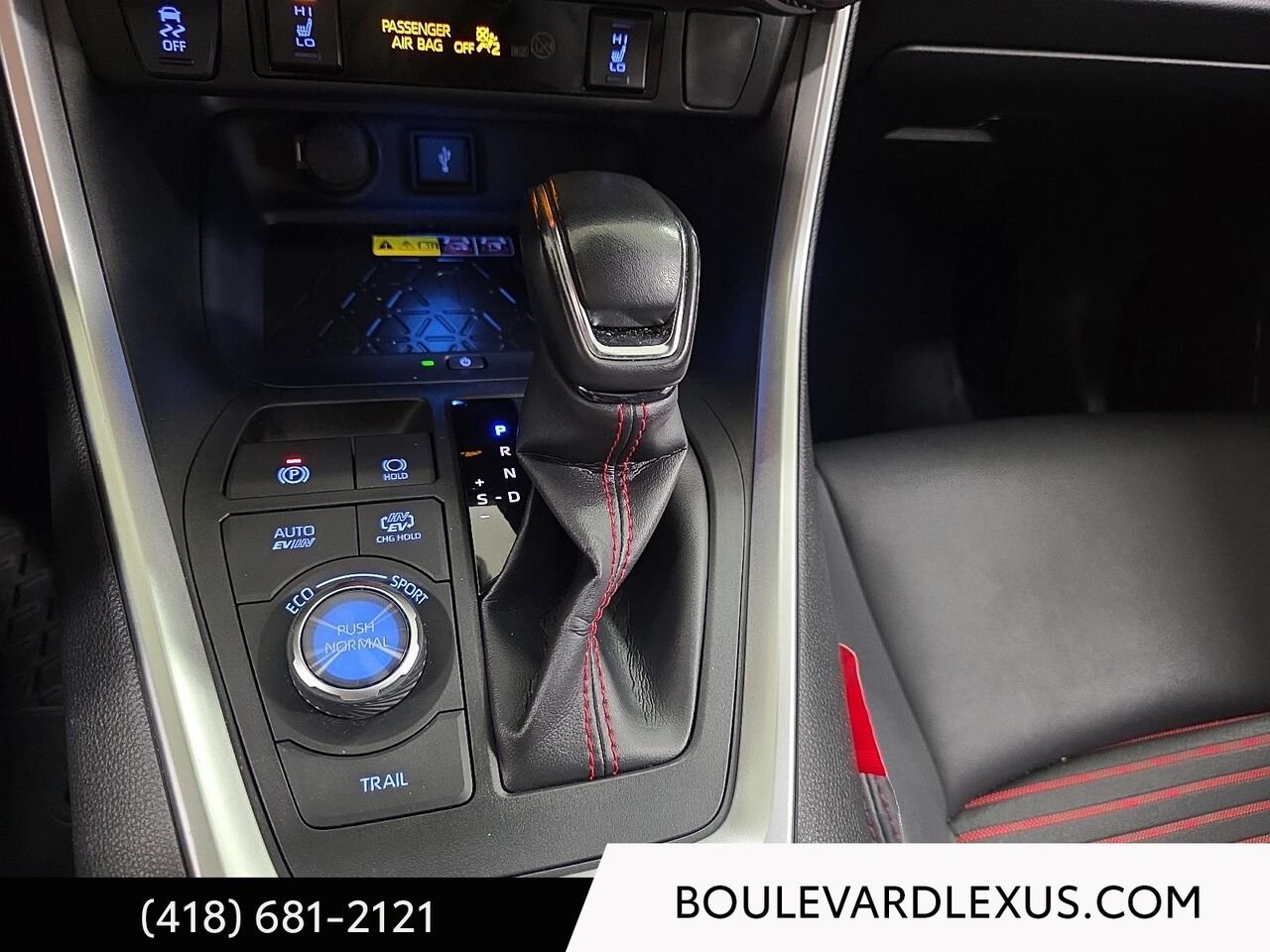 Toyota RAV4 Prime (PHEV) 19298A 2022 Blanc Québec - photo #16