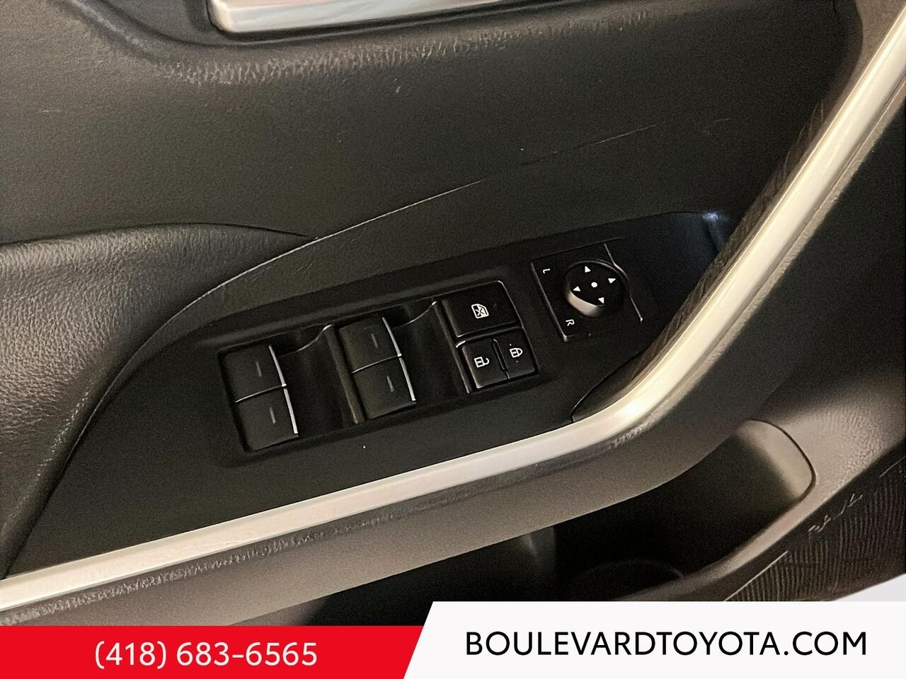 Toyota RAV4 100392A-52 | XLE, AWD 2022 Gris Québec - photo #7