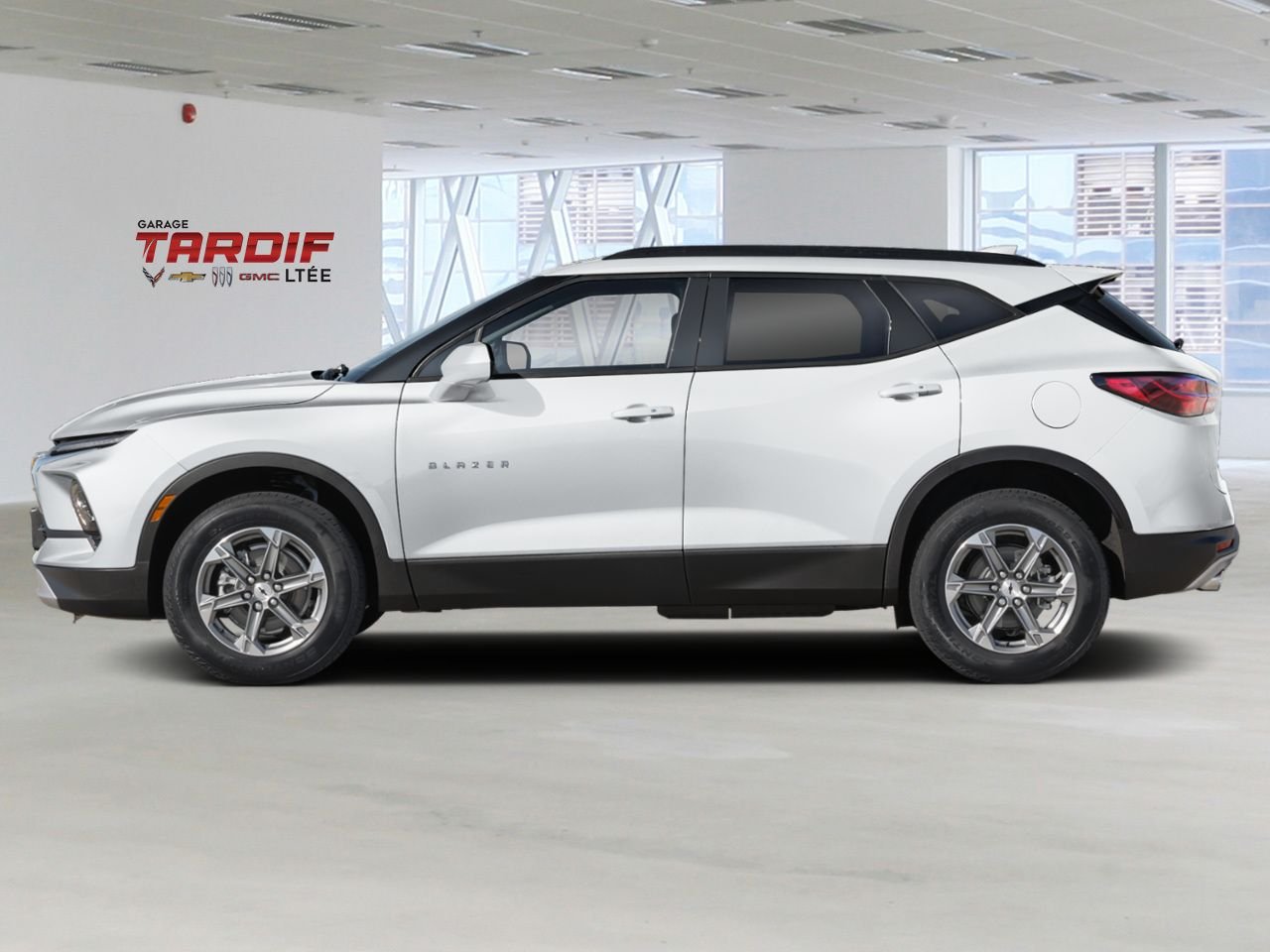 CHEVROLET Blazer Traction intégrale, 4 portes LT 2026 Blanc sommet Amos - photo #1