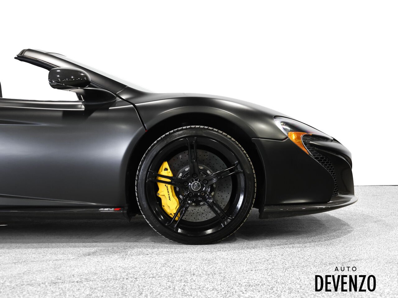 McLaren 650s Spider 3.8L V8 Twin-Turbo 2016 Noir Saint-Eustache - photo #7