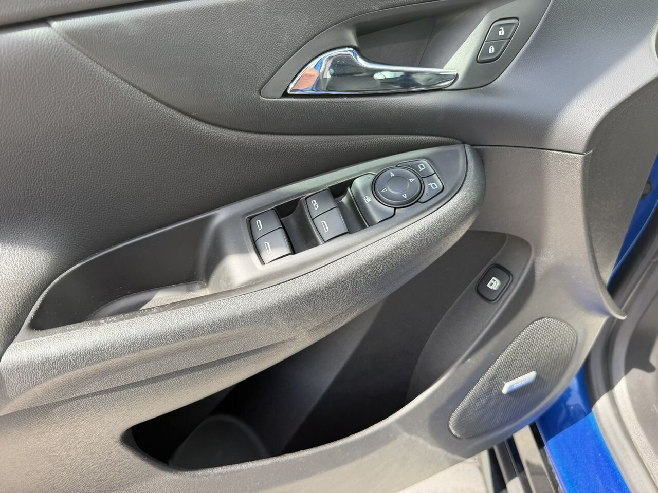 Chevrolet Volt Premier Hybride 2017 Bleu Laval - photo #17