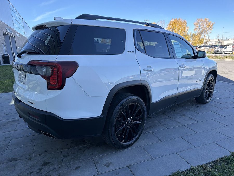 GMC Acadia SLE ** AWD ** V6 ** TOIT ** ÉLÉVATION ** GR. REMORQUAGE ** CARFAX CLEAN ** 2023 Blanc