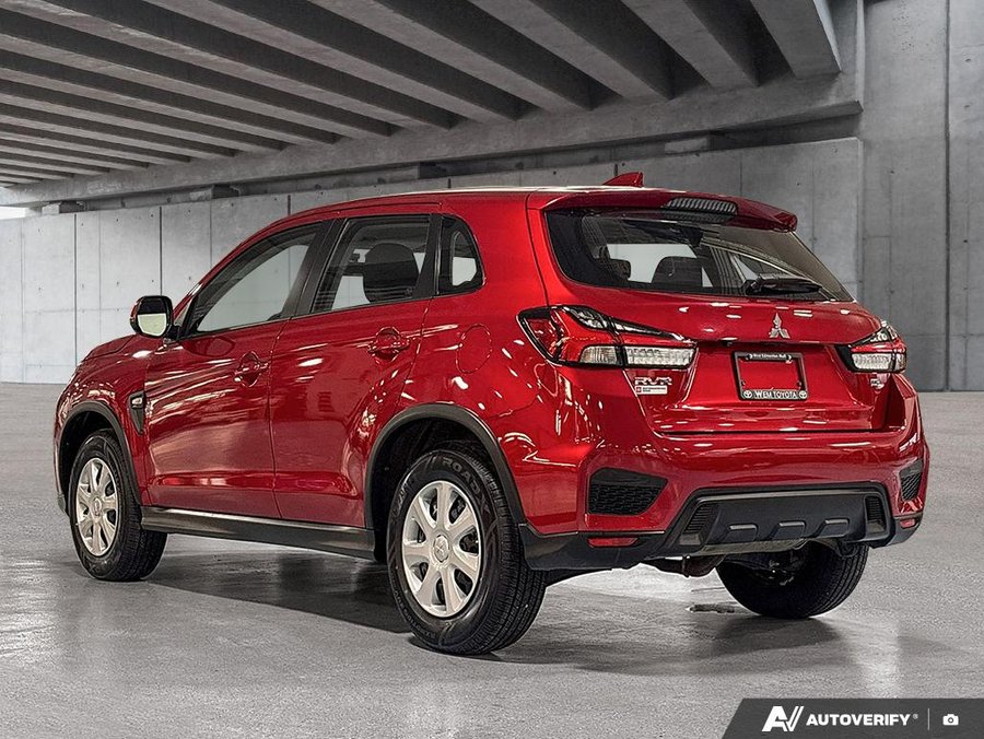 2026 Mitsubishi RVR ES Red