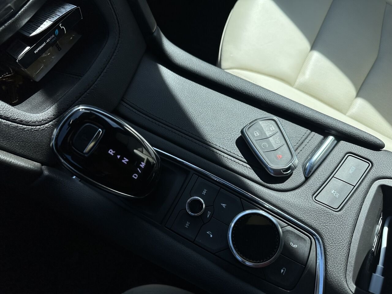 2024 CADILLAC XT5 SPORT Traction intégrale, 4 portes Sport White Gatineau - photo #11