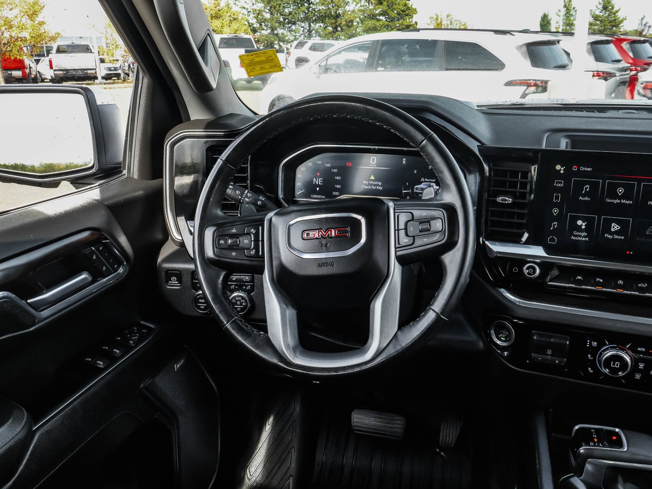 2024 GMC Sierra 1500 4WD Crew Cab 147 SLT Grey Sherwood Park - photo #17