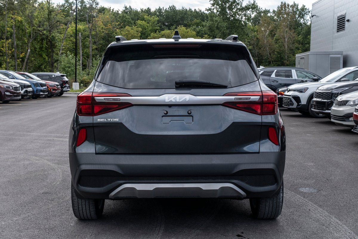 Kia Seltos 2023 Gris Gatineau - photo #5