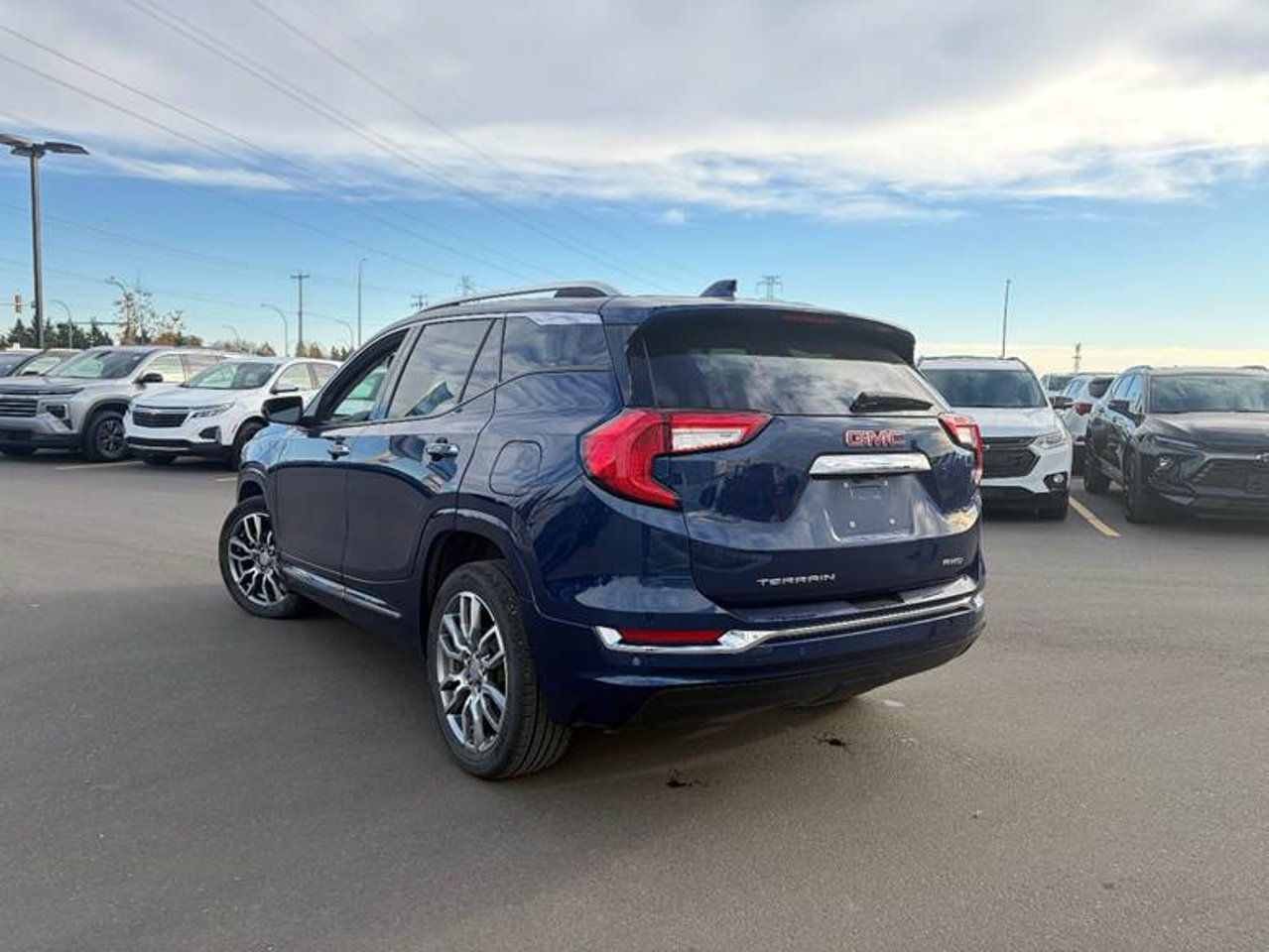2022 GMC Terrain AWD 4dr Denali Blue Sherwood Park - photo #3