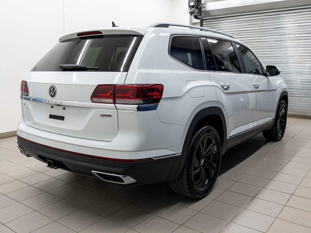 2022 Volkswagen Atlas HIGHLINE 4MOTION *TOIT* NAV SIÈGES VENT FENDER White Saint-Jérôme - photo #9