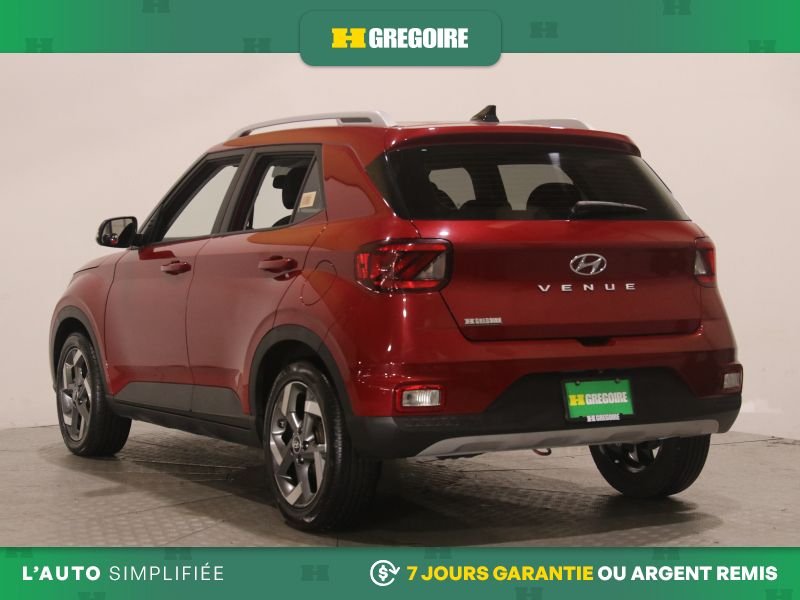 2021 Hyundai Venue Red Laval - photo #5