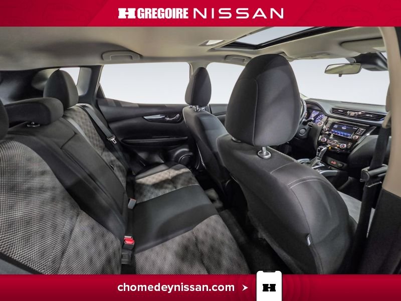 2022 Nissan Qashqai Red Laval - photo #24