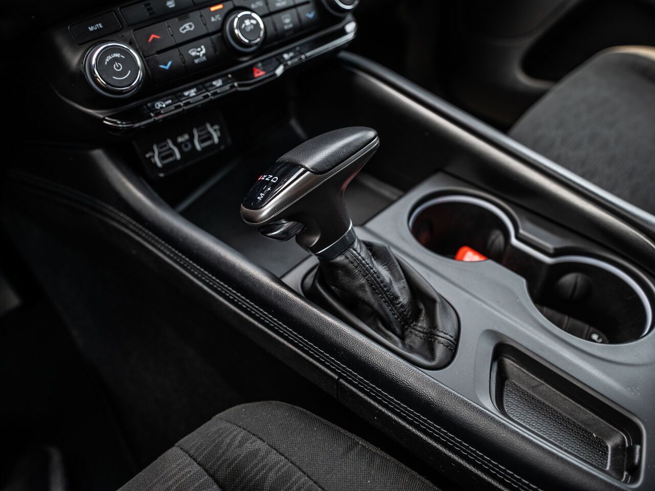 Dodge Durango 2023 Blanc Sainte-Julienne - photo #30