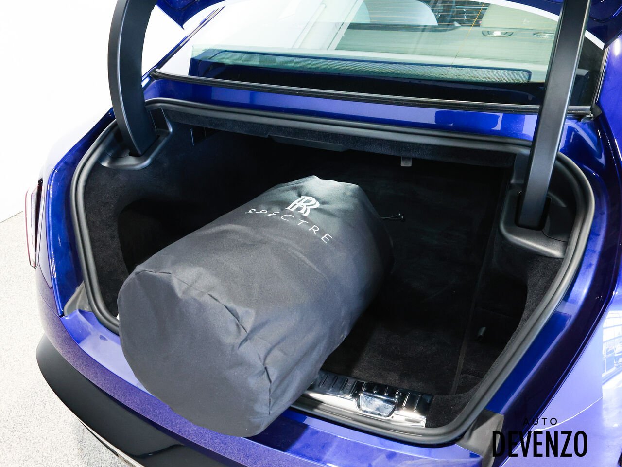 2024 Rolls-Royce Spectre Blue Saint-Eustache - photo #21